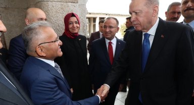 Başkan Büyükkılıç ile görüşen Cumhurbaşkanı Erdoğan'dan Kayserililere selam
