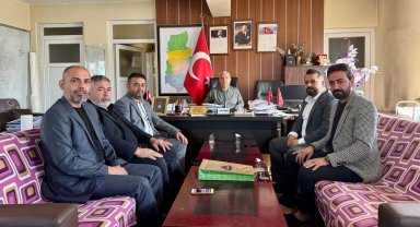 Başkan Çiçek; "Muhtarlarımız, demokrasinin temel taşlarıdır ve yerel yönetimlerin en önemli temsilcileridir." 