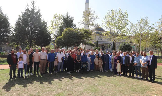 Başkan Hürriyet, din görevlileriyle Gülümse Kafe'de bir araya geldi