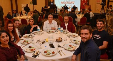 Başkan Zeyrek: "Basın özgür olmalıdır, kalemler özgür tutulmalıdır"