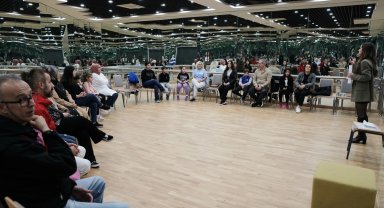 Beylikdüzü "İngilizce Konuşma Kulübü" başladı