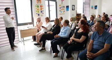 Beylikdüzü'nde mükemmeliyetçi anne baba tutumları semineri