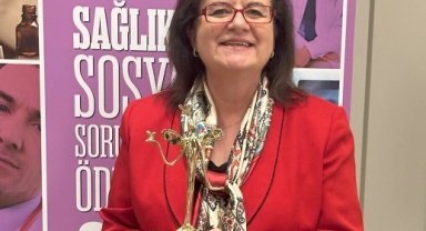 'Bilim Gençlerle Kazanacak' projesine 'Sağlıkta Sosyal Sorumluluk' ödülü