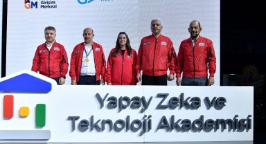 Bu akademi Türkiye'nin dijital dönüşümüne katkı sağlayacak