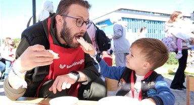 Bu kez Bursa'da çocuklar hazırladı, ebeveynler yedi