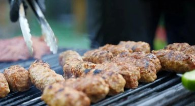 Bursa'da bu firmalardan uzak durun! Birinde at eti, diğerinde sakatat tespit edildi!