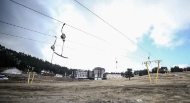 Bursa'nın zirvesi Uludağ'a kar düştü ama...