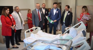 Bursaspor Başkanı Enes Çelik'ten "Anne Sütü"ne destek