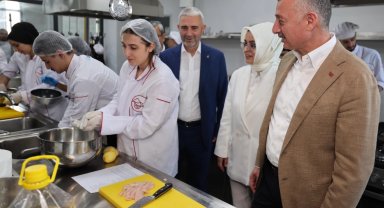 Büyükakın: Gençlerimizin umudu olmaya devam edeceğiz