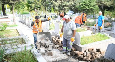 Çayırova'da Akse Mezarlığı'na bakım