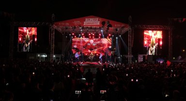 İnegöl ve Yıldırım'da 29 Ekim coşkusu