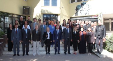 İzmir'de Türkiye Yüzyılı Maarif Modeli Ölçme ve Değerlendirme Semineri gerçekleşti