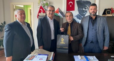 İzmit Belediyesi yöneticileri Kandıra İlçe Müftüsünü ziyaret etti 