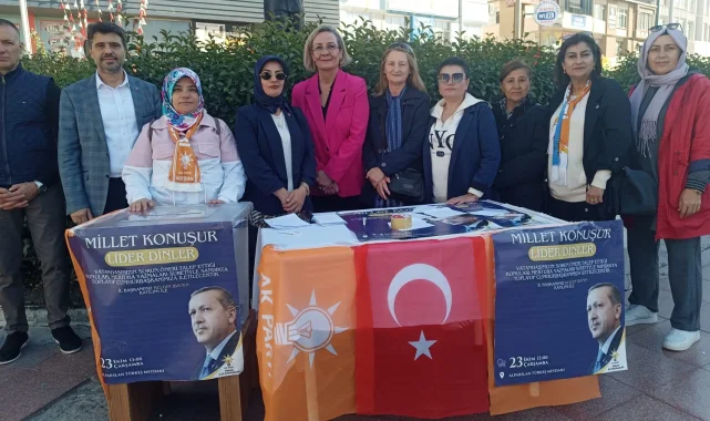 Keşanlılar "Millet Konuşur Lider Dinler" masasına ilgi gösterdi