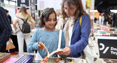 Kitap tutkunu Melis'ten örnek davranış