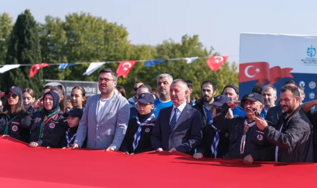Kocaeli'de binler 'Cumhuriyet' aşkına koştu
