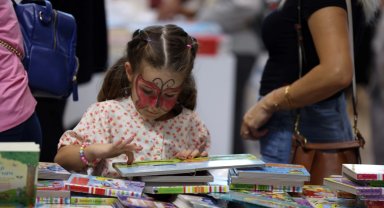 Kocaeli'de çocukları mutlu olduğu fuar