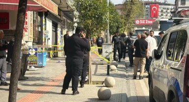 Motosiklet ile gelip 23 yaşındaki genci boynundan vurdu