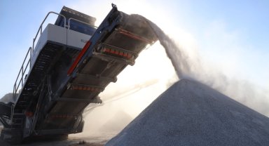 Muğla Büyükşehir'den Marmaris'e Mobil Konkasör