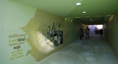 Muğla'da alt geçide renk geldi