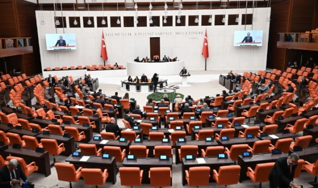 Öğretmenlik Mesleği Kanunu'nda 3 madde de daha kabul edildi