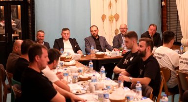 Sakarya Büyükşehir Basketbol yeni sezon öncesi kenetlendi