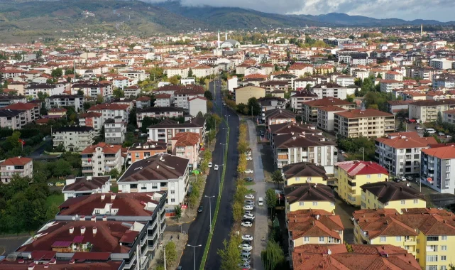 Sakarya Hendek'te Büyükşehir tablo gibi işledi