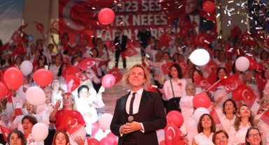 Soner Arıca ve 1923 Kadın Korosundan Cumhuriyetin 101'nci yılı anısına muhteşem konser 