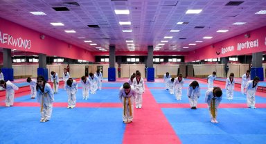 Sporun merkezi Selçuklu'da kış spor okulları başladı