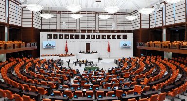 TBMM'den terör saldırısına kınama... Tezkere kabul edildi