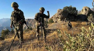 Türk askeri durdurulamıyor! 11 terörist daha etkisiz hale getirildi