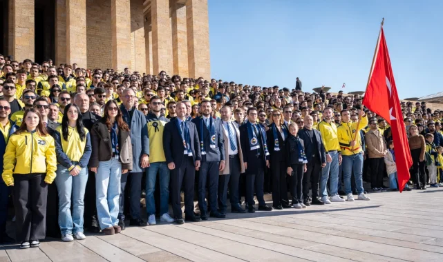 1907 Fenerbahçe Derneği ve UNİFEB'ten Anıtkabir ziyareti