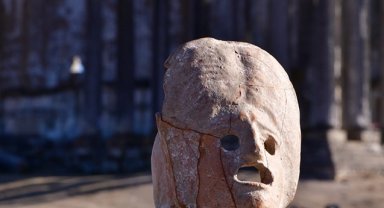 Aizanoi'de 2 bin yıllık mask bulundu