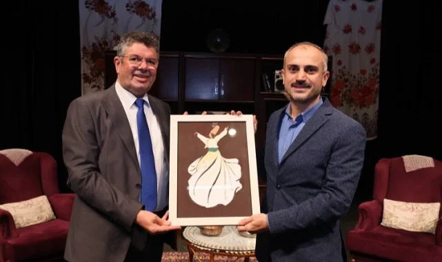 Alişan Kapaklıkaya'dan 'Sevgi Bahçesinin Bahçıvanı'