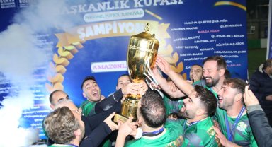 'Amazonlar' ve 'Spor İşleri' Başkanlık Kupası'nın sahibi oldu