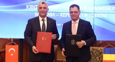 Bakan Bolat, Bükreş'te ticari temaslarda