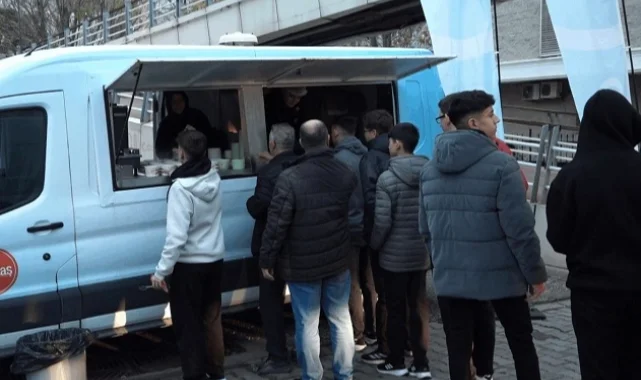 Balıkesir'de "Günaydın Çorbası" 25 bin kişinin içini ısıttı