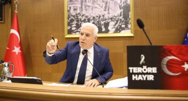 Başkan Bozbey: Cami üzerinden siyasete lanet olsun!