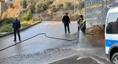 Bursa Gemlik'te yola beton döken firmaya ceza