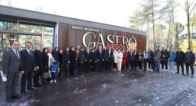 Bursa İnegöl öğretmenlerine özel kutlama