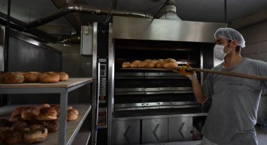 Bursa Osmangazi'de her ay 100 bini aşkın ekmek ücretsiz dağıtılıyor