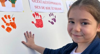 Bursa Osmangazi'nin Gezici Kütüphane'sinde iz bıraktılar!