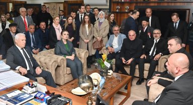 Bursa'da Başkan Bozbey'den Orhangazi'deki fabrikalara 'vergi' çağrısı