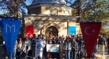 Bursa'ya yeni gelen üniversiteliler İnegöl'ü tanıyor