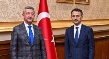 Cumhuriyet tarihçisinden Kocaeli valisi İlhami Aktaş'a ziyaret