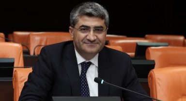 DEVA Partili Ekmen: Mersin'den Avrupa'ya doğrudan uçalım!