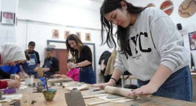 Eskişehir'de seramik atölyesine yoğun ilgi