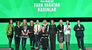 Fark yaratan kadınlar sahnede ışıldadı