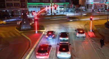 Gölcük'e modern sinyalizasyon sistemi