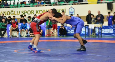 Güreşte 'Bursa İl Karması' şampiyon